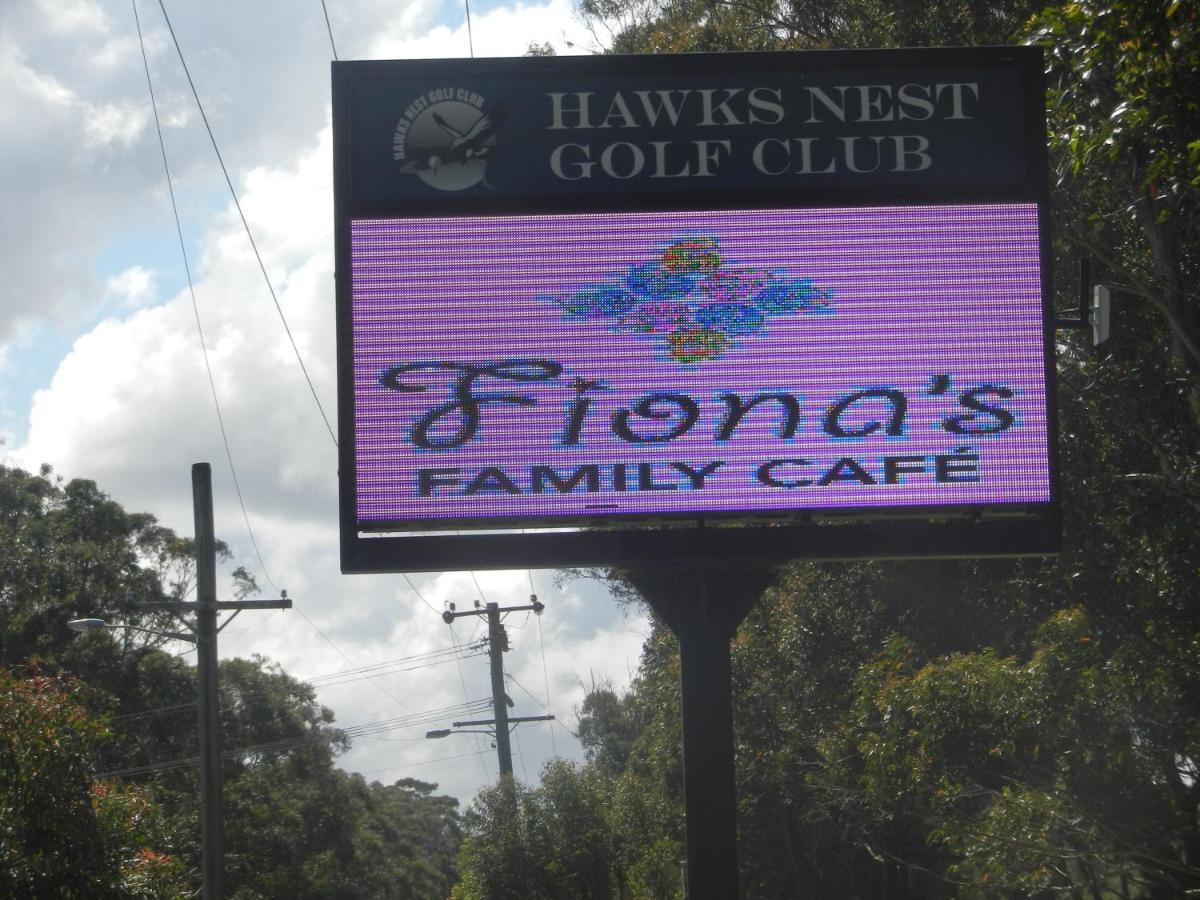 Oceanside Hawks Nest Hotel Exterior photo